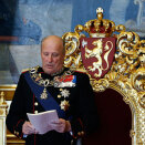 2. oktober: Kong Harald foretar den høytidelige åpningen av det 157. Storting. Dronning Sonja og Kronprins Haakon er også til stede under seremonien (Foto: Erlend Aas / NTB scanpix)